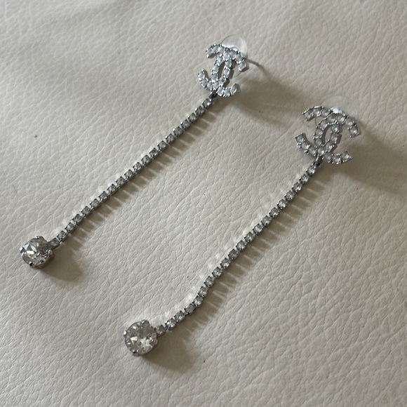 Chanel CC Silver Earrings with Baguette & Round Crystals - Picture 2 of 4